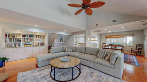 22 Heath Dr